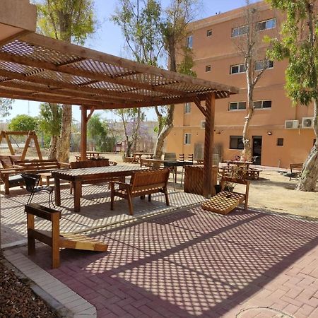 Hadass Desert Inn Dimona Exterior foto