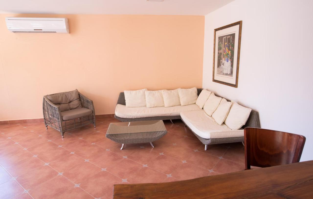Hadass Desert Inn Dimona Exterior foto