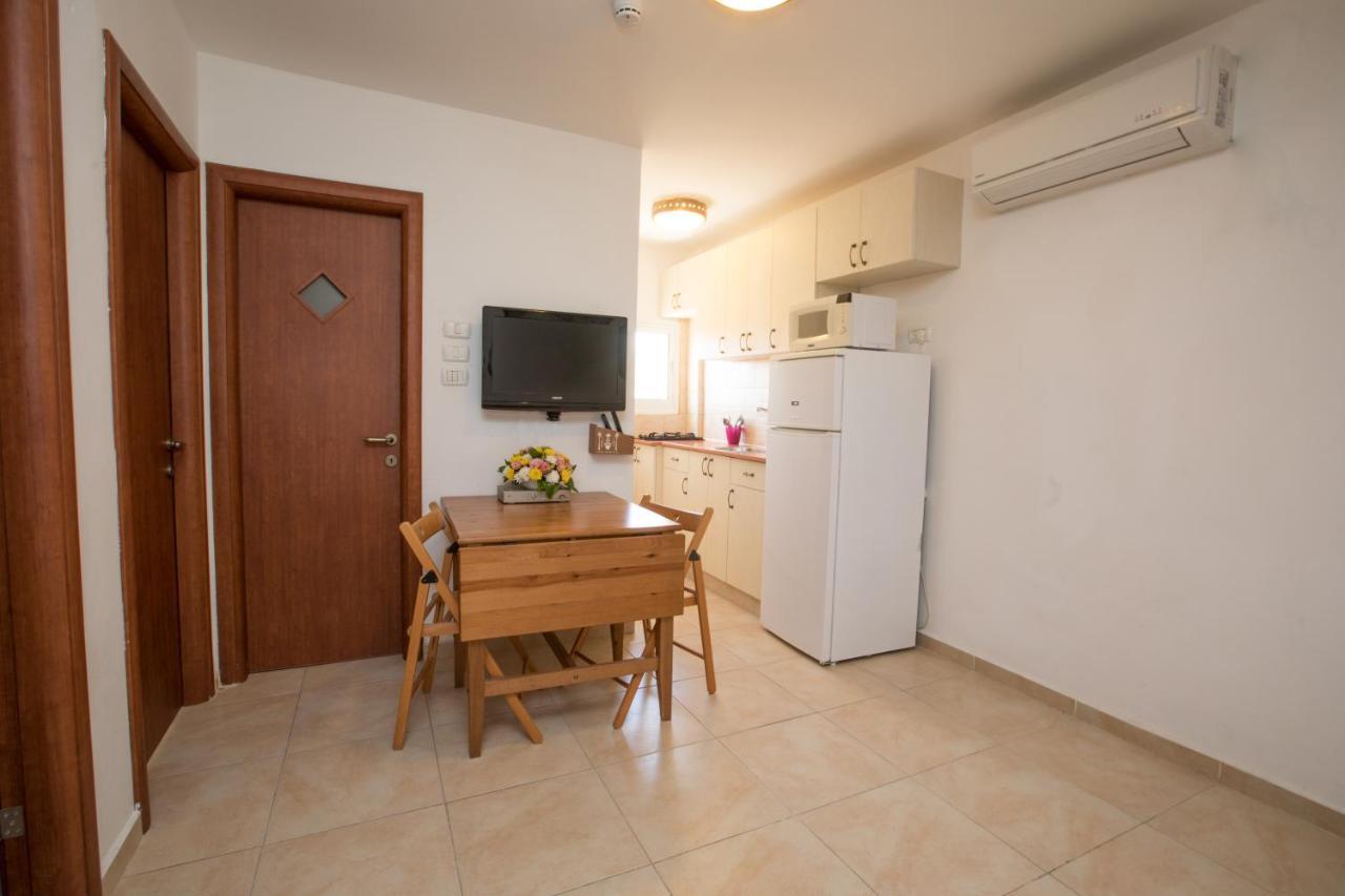Hadass Desert Inn Dimona Exterior foto