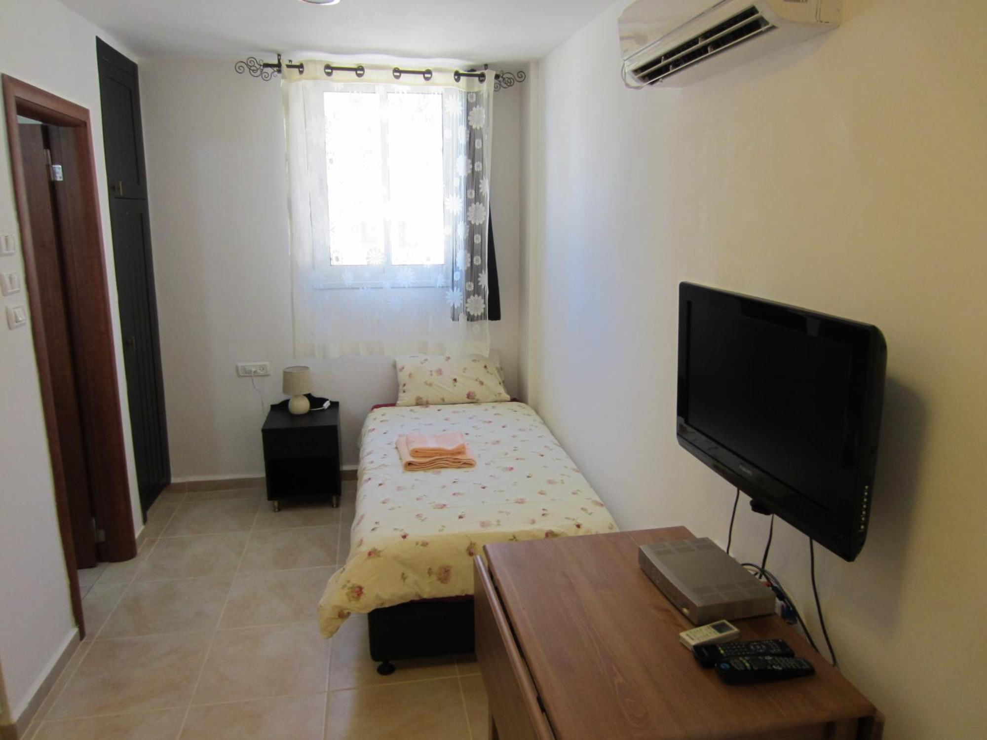 Hadass Desert Inn Dimona Zimmer foto